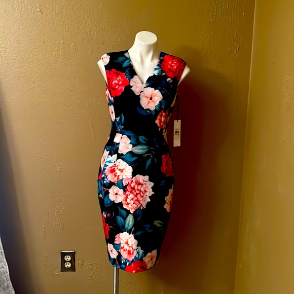 Sleeveless V-neck multi color flor Calvin Klein dress - Picture 1 of 4